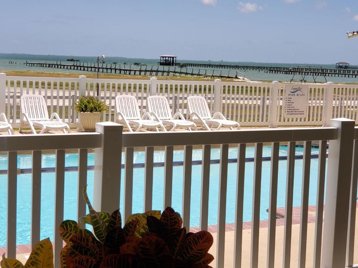 Benjamin'S Pier At Laguna Reef Resort Rockport Exterior foto